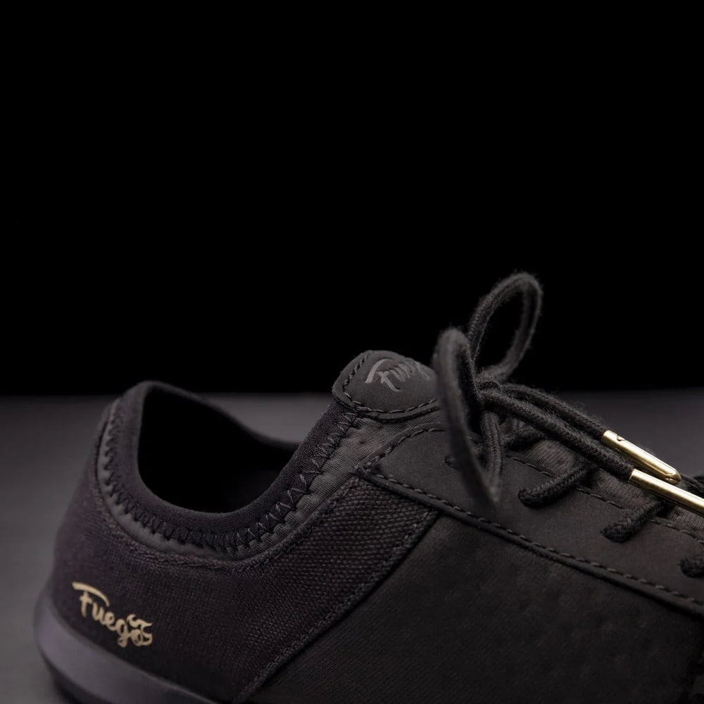 
                  
                    Fuego Sneakers All-Black Lightweight Split-Sole Dance Shoes
                  
                