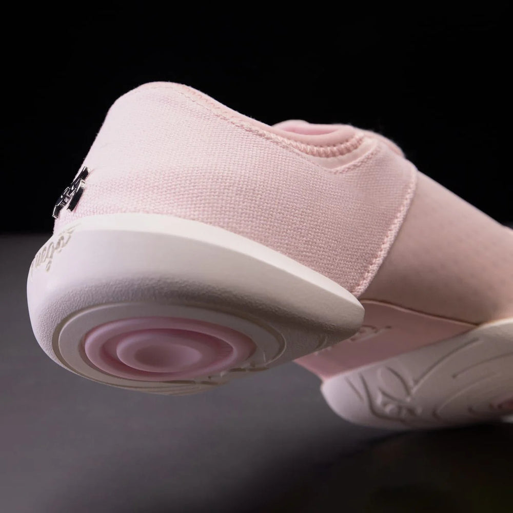 
                  
                    Fuego Sneakers Pink Lightweight Split-Sole Dance Shoes
                  
                