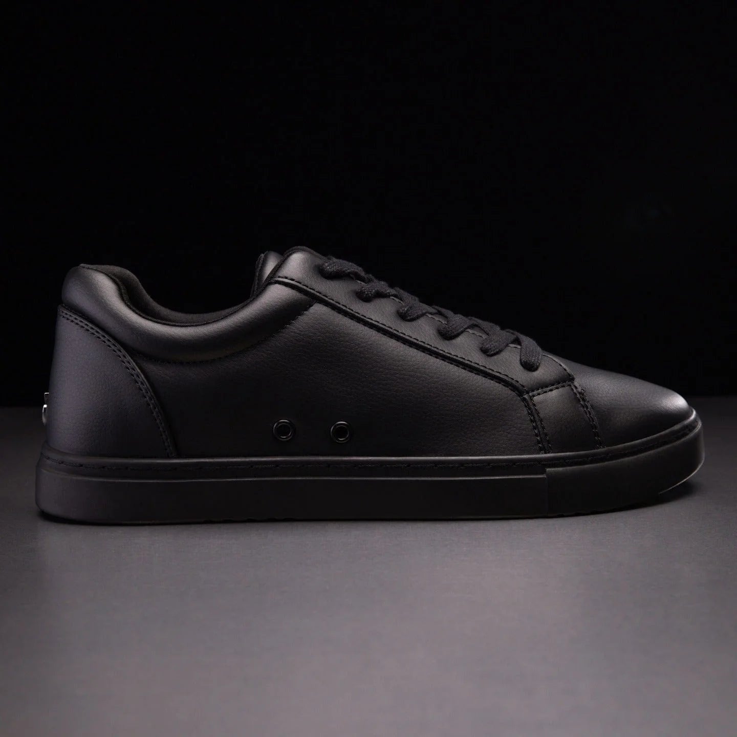Fuego Sneakers All-black Performance Low-Tops for Dancers
